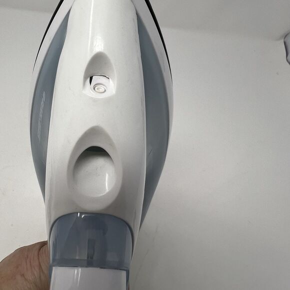 Black + Decker Variable Steam Iron Compact Smartemp Mist Nonstick - Picture 4 of 10
